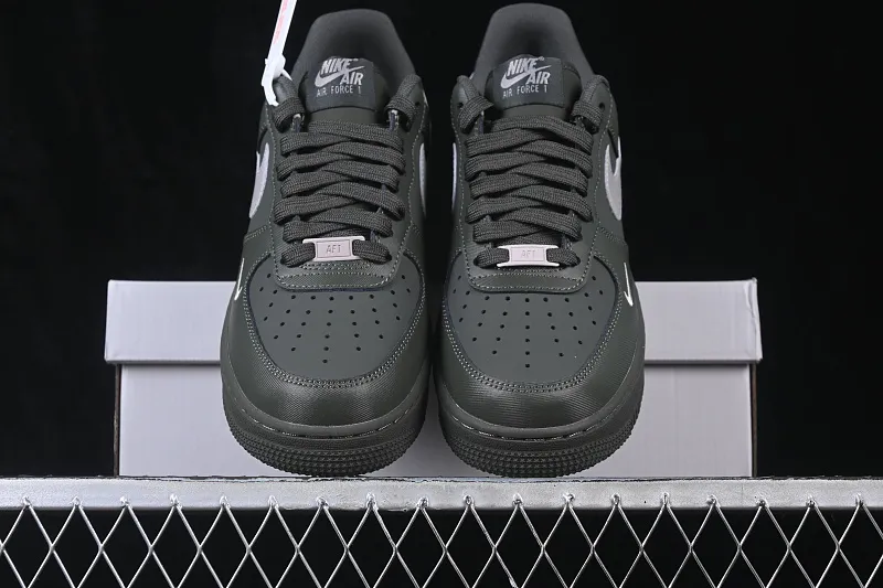 All categories Nk Air Force 1 Air Force series Nk Air Force 1 Low Air Force low-top Nike Air Force 1'07 Low Air Force 1 low-top casual sneakers IV5732-001